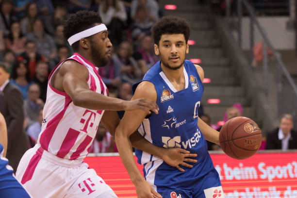 洲足球的地 洲足球的地